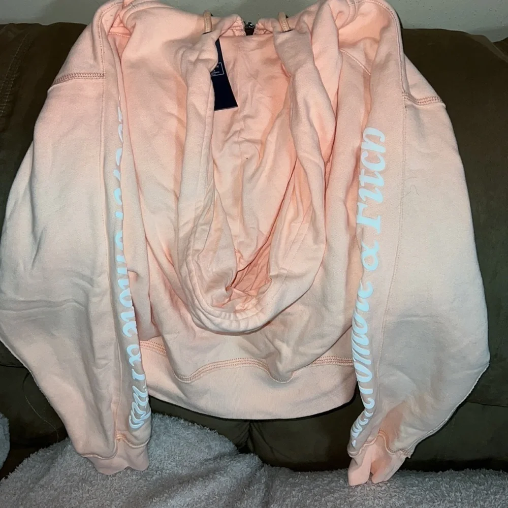 Abercrombie & Fitch size small